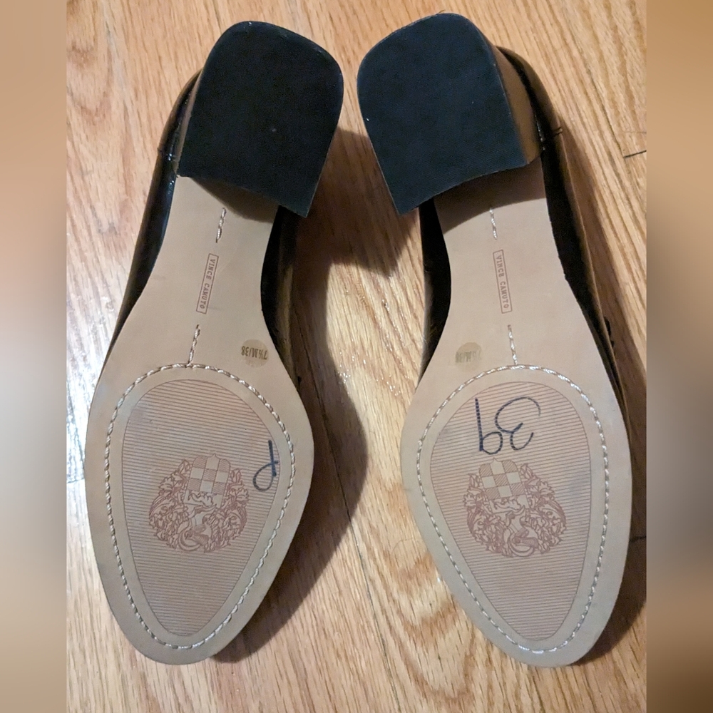 Vince Camuto Women's Carissla Tailored Loafer Flats - Picture 7 of 12